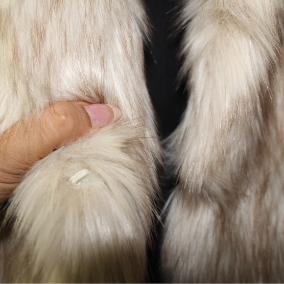 ZARA FUR VEST - Picture 6 of 9